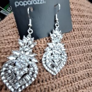 Paparazzi earrings